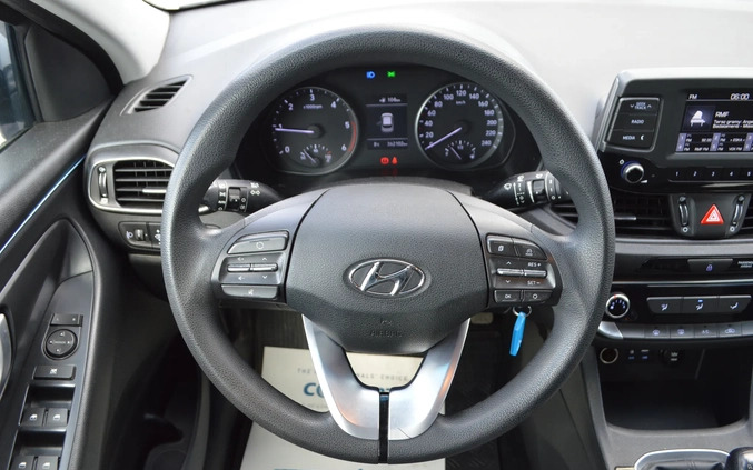Hyundai I30 cena 29889 przebieg: 362101, rok produkcji 2017 z Sławno małe 154